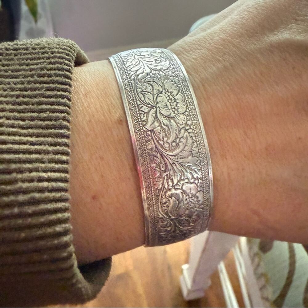 950 Sterling Silver Flower Cuff Bracelet - Picture 6 of 10